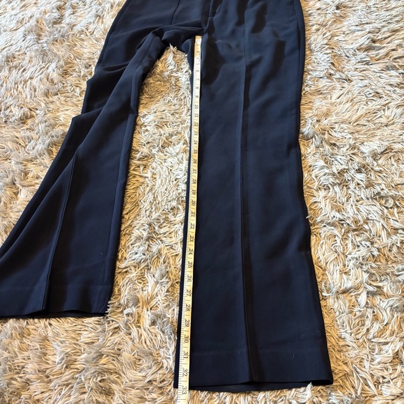 Banana Republic Logan Tie Waist Wide Leg Slack/Trouser/Pant. Dark navy, size 10 - Picture 9 of 13